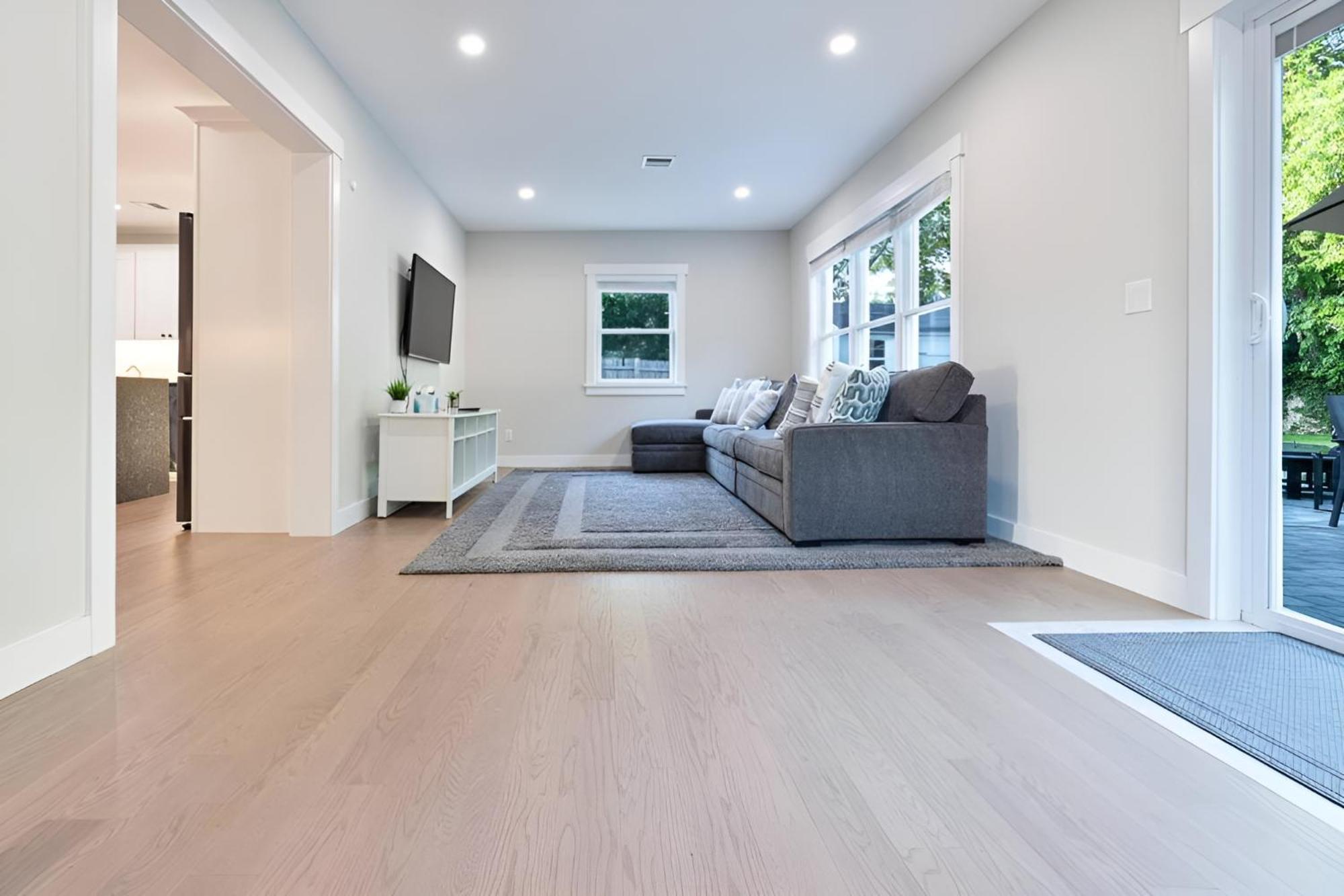 Renovated & Sophisticated Home Near Beach & Shops! Barnstable Eksteriør bilde