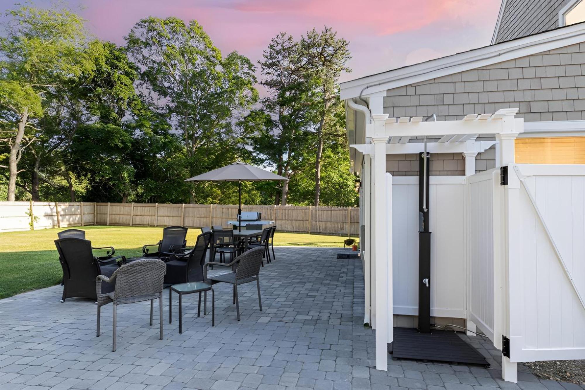 Renovated & Sophisticated Home Near Beach & Shops! Barnstable Eksteriør bilde